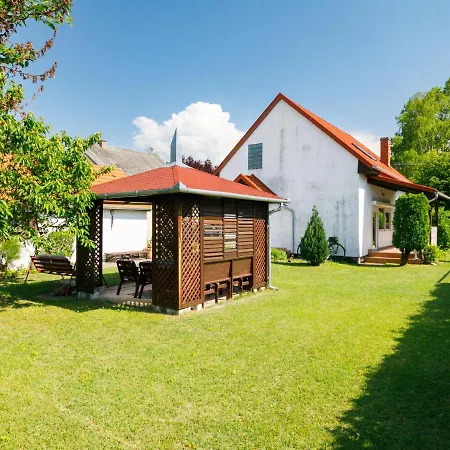 Case de vacanță Pergola By Interhome